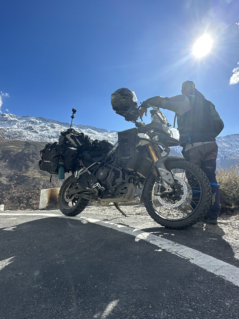 Moto-Sloat_2023-10-24_14-Himalayas